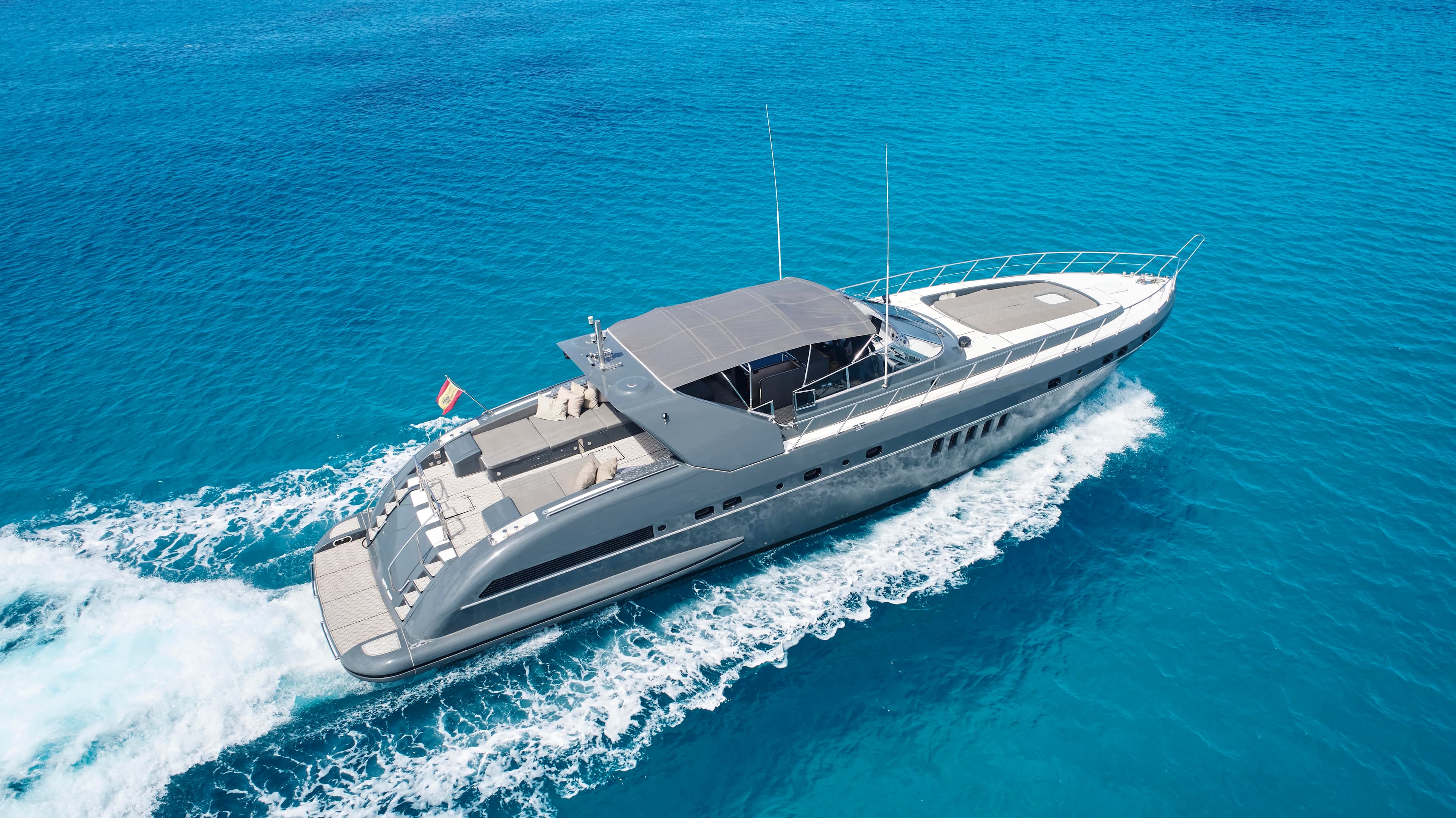 Mangusta 80 "HH" exterior — yacht charter Marbella