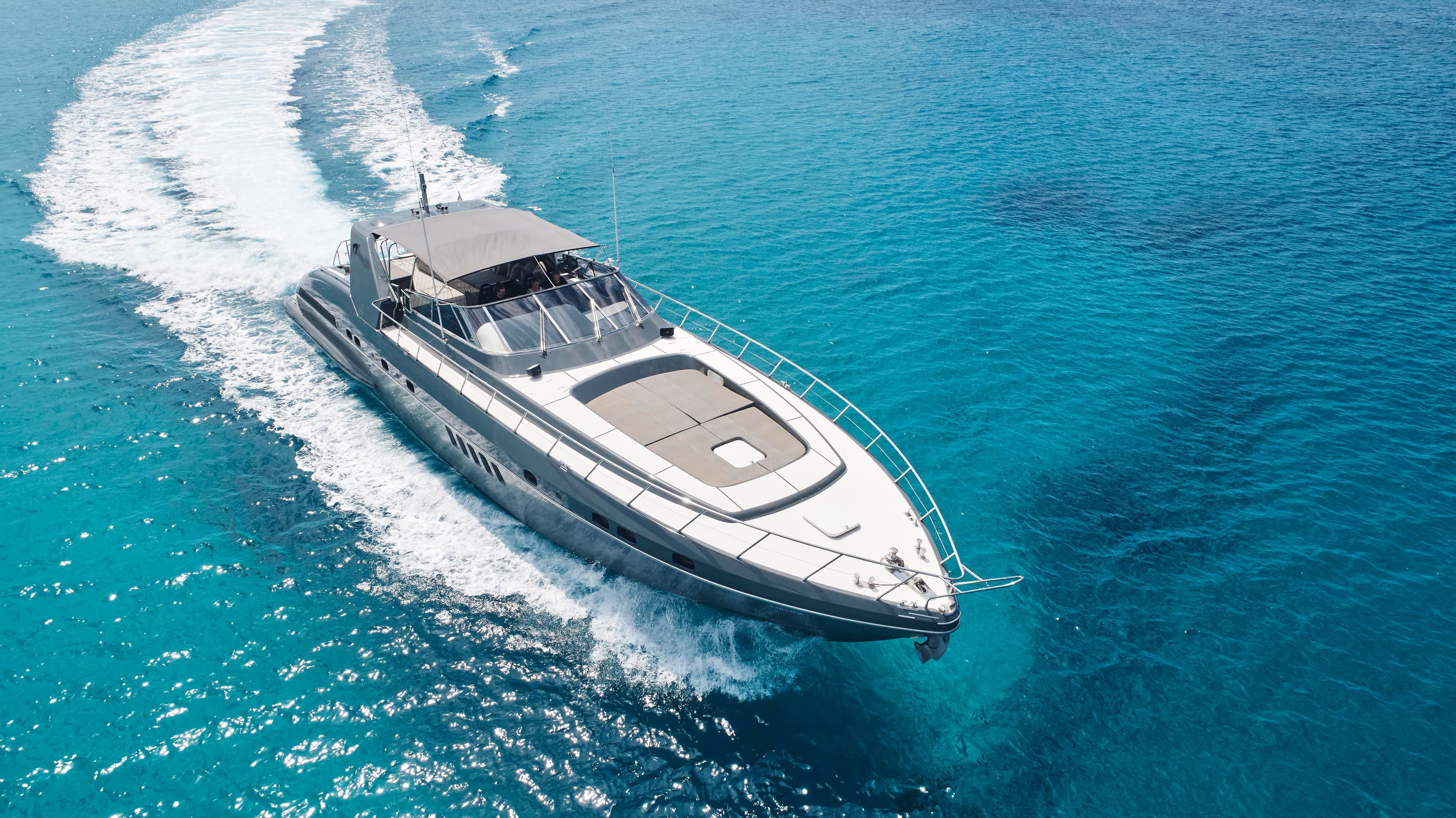Mangusta 80 "HH" exterior — yacht charter Marbella