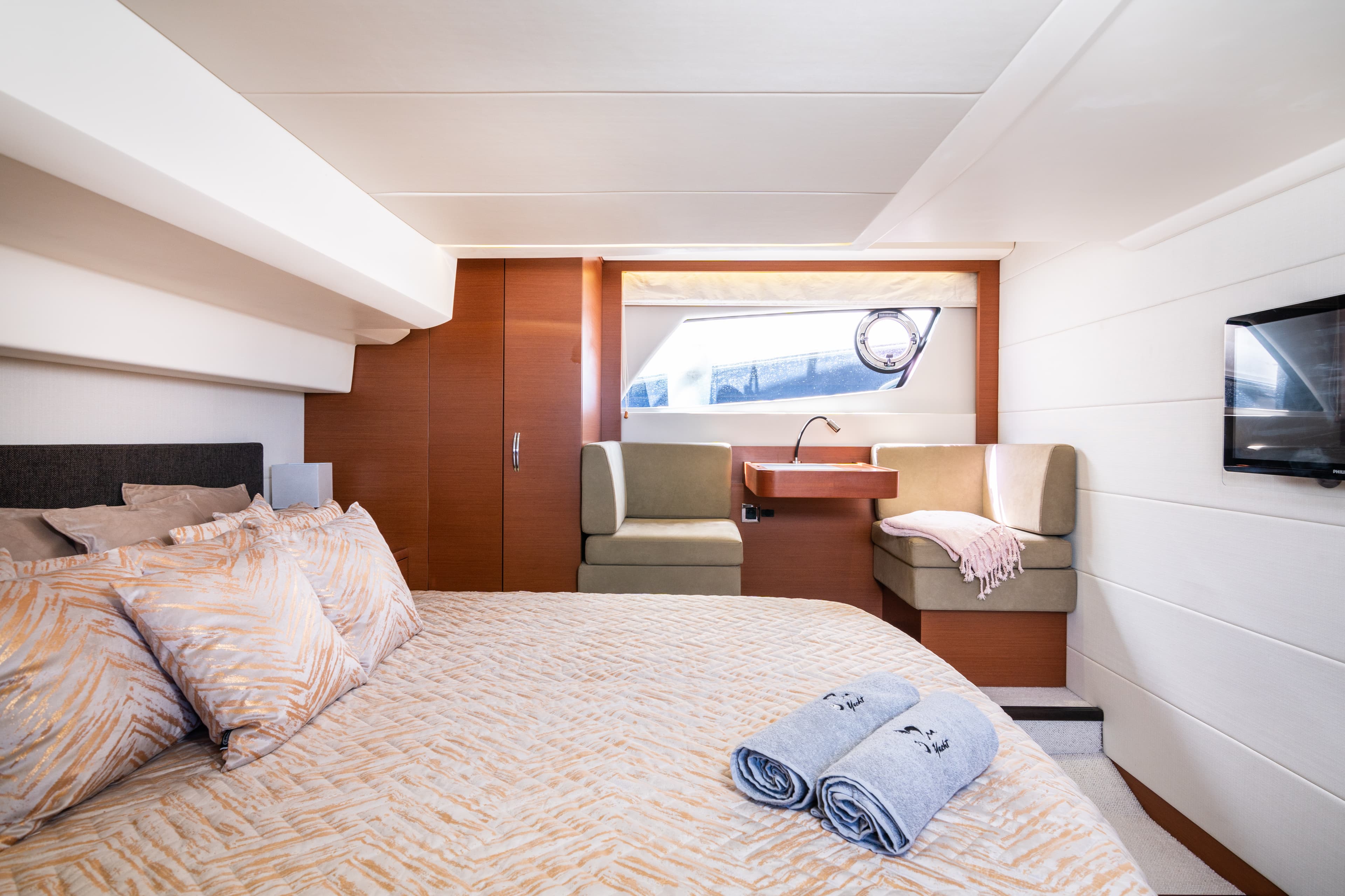 Prestige 50 "La Brisa" interior — luxury yacht Marbella