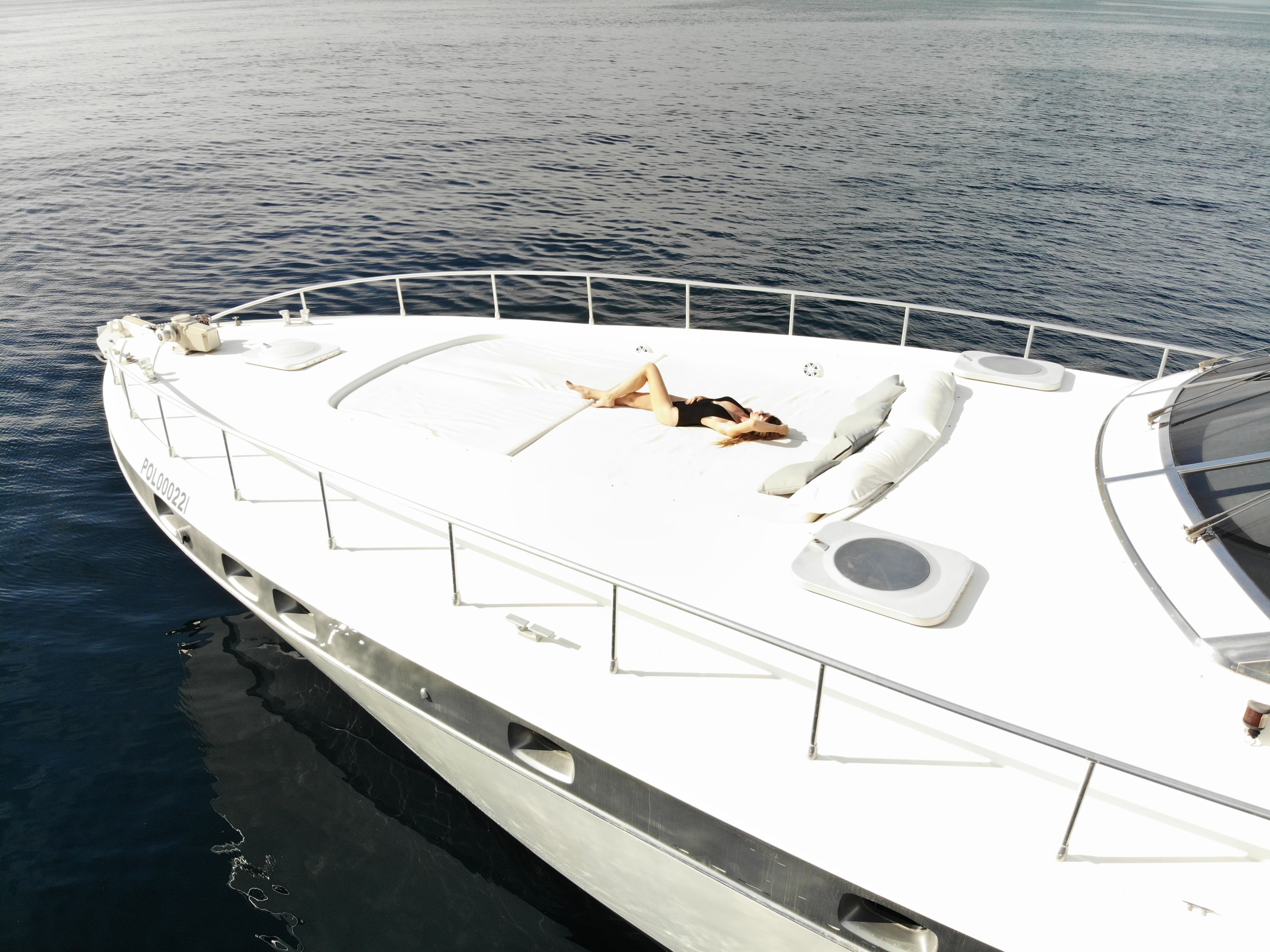 Mangusta 80 "Nina" exterior — yacht charter Marbella