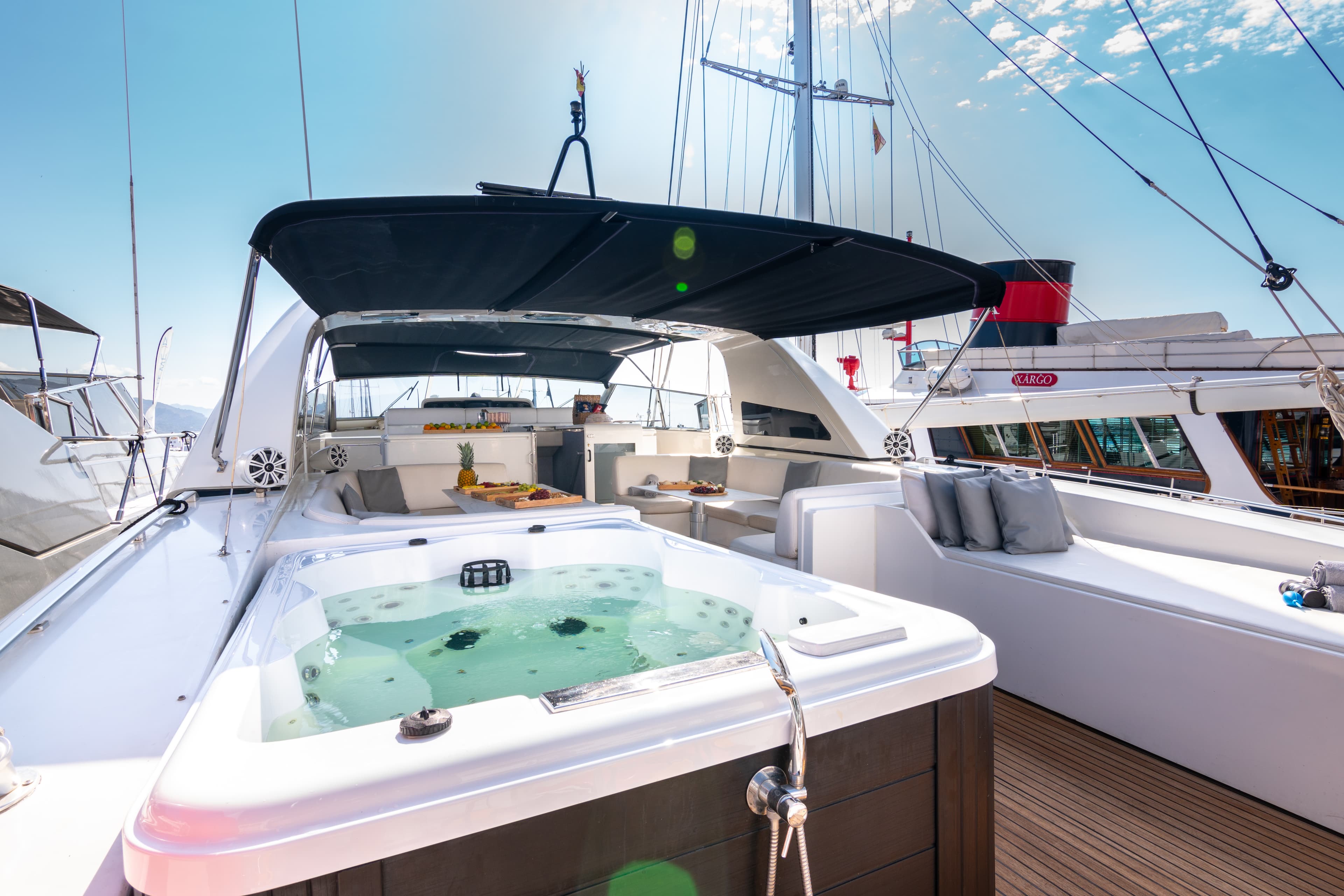 Mangusta 80 "Nina" exterior — yacht charter Marbella