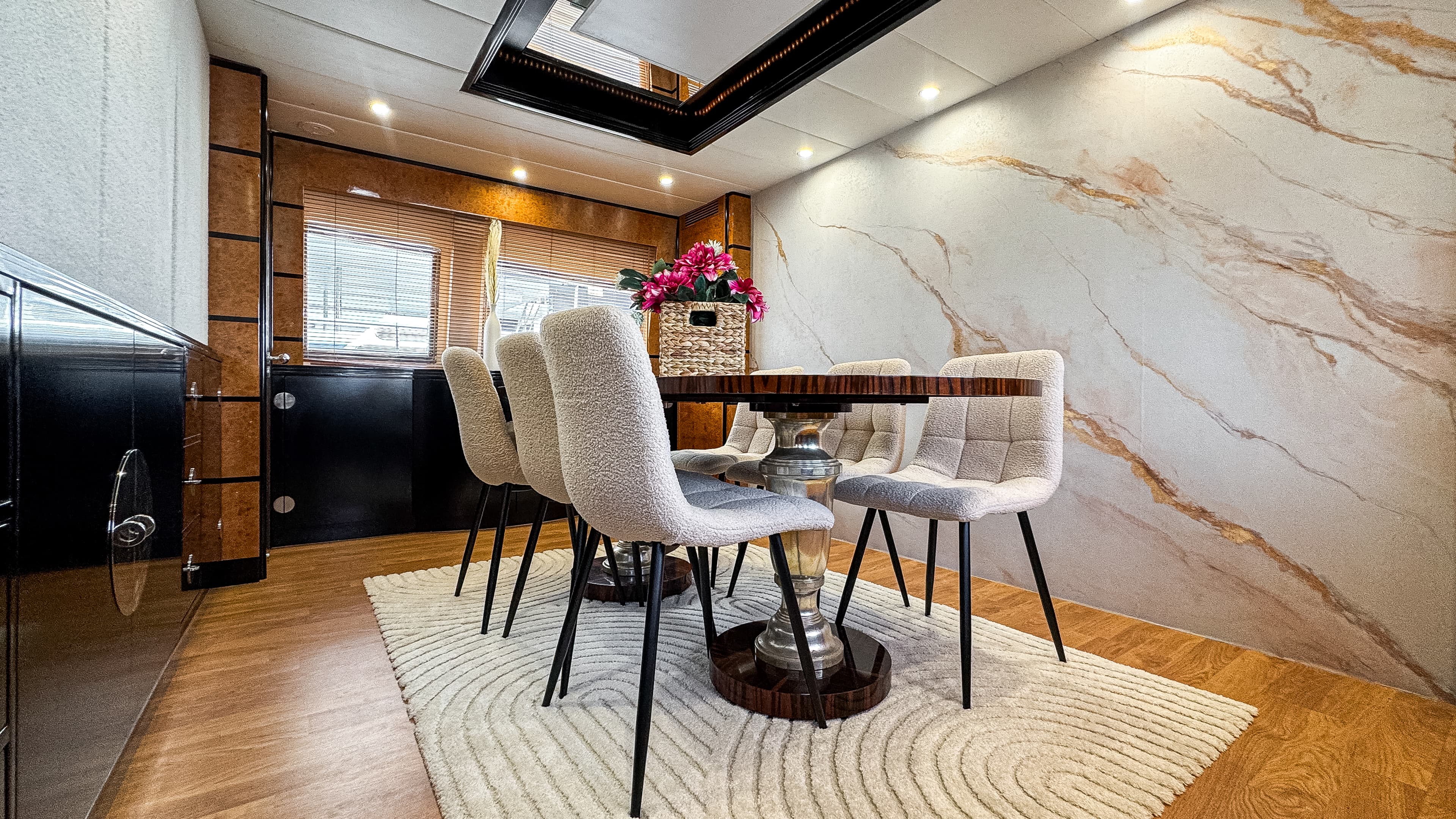 Antago 90 "Venus" interior — luxury yacht Marbella