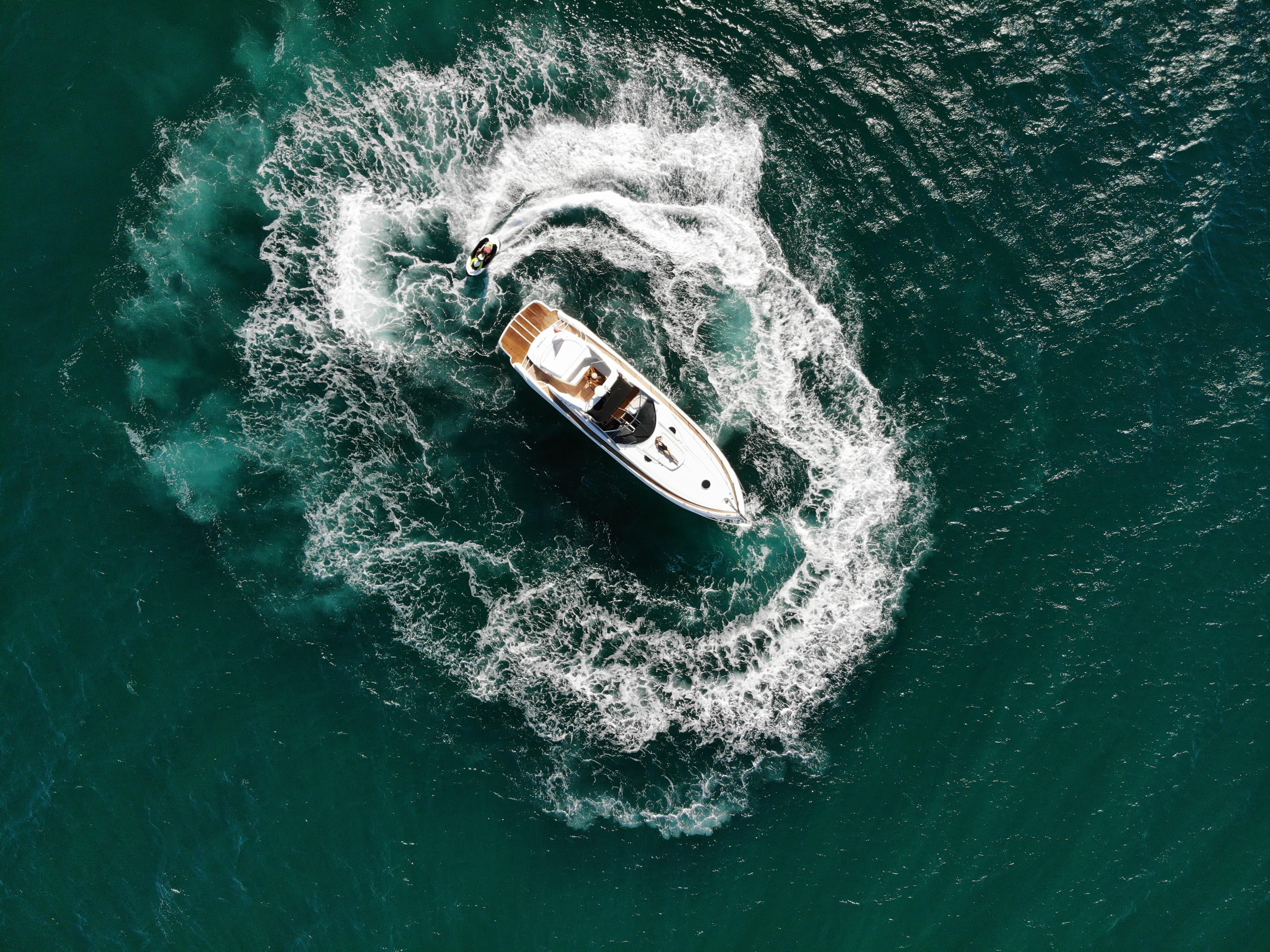 Sunseeker Predator 55 "Vibe" exterior — yacht charter Marbella