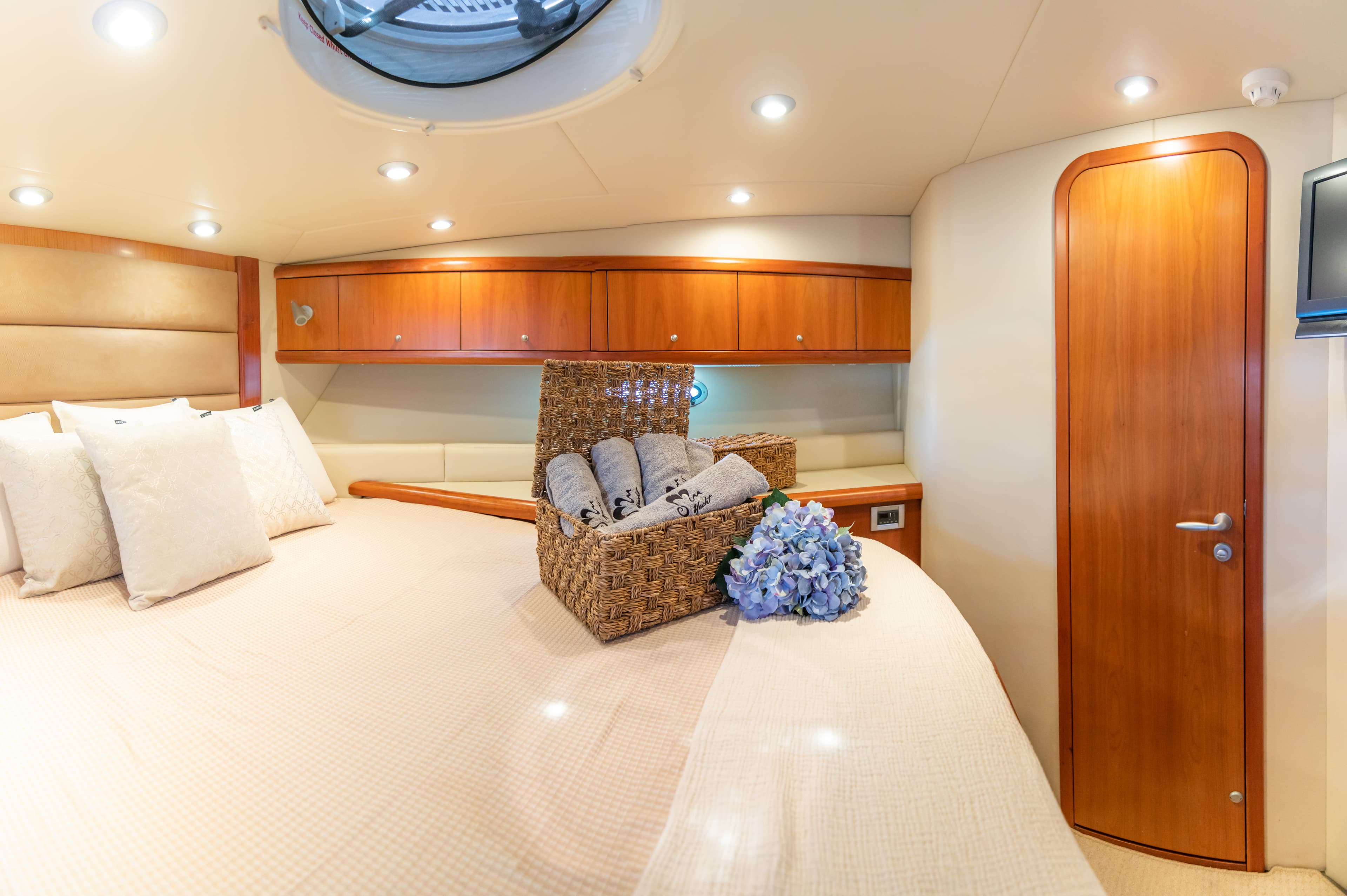 Sunseeker Predator 55 "Vibe" interior — luxury yacht Marbella