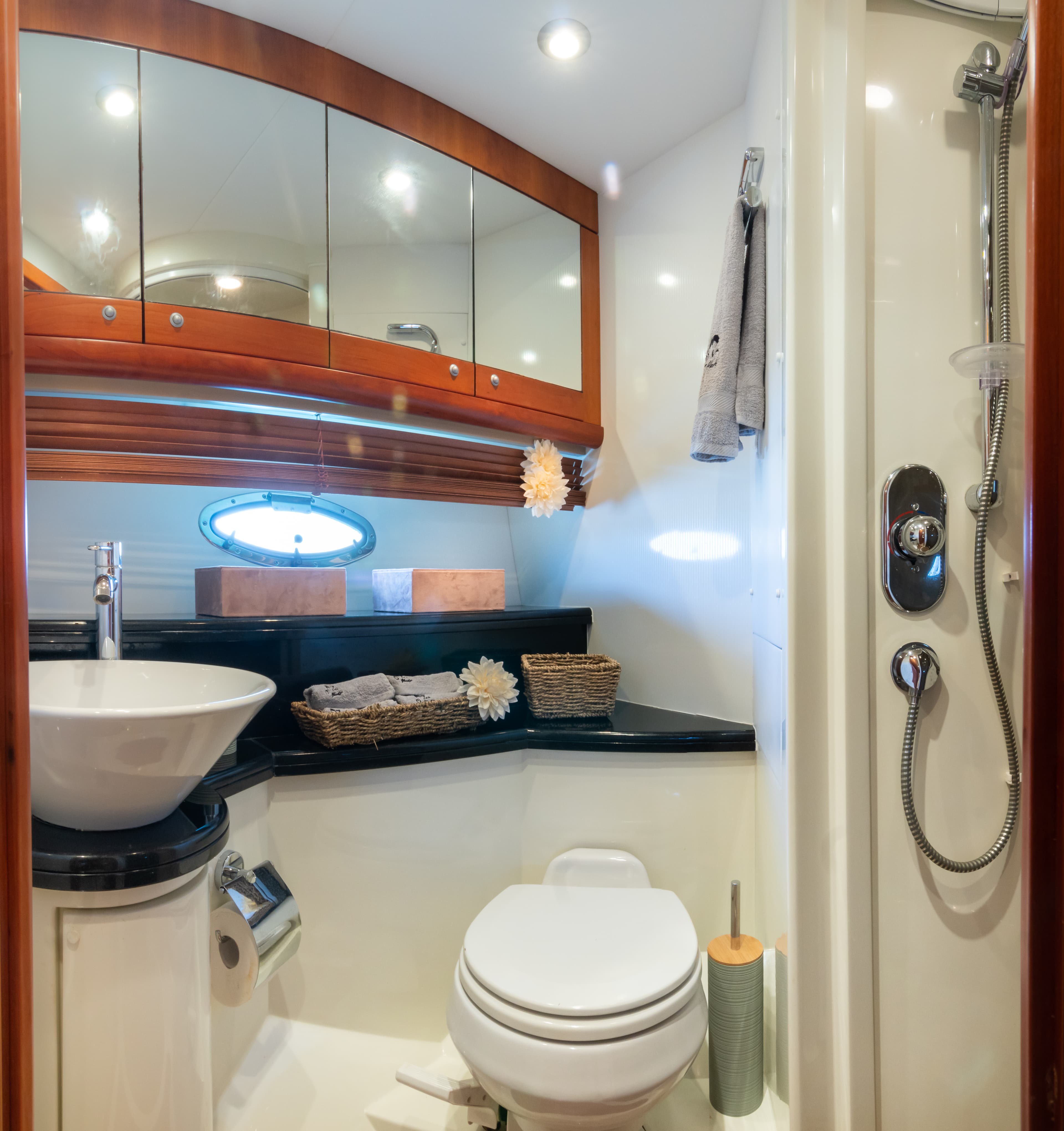 Sunseeker Predator 55 "Vibe" interior — luxury yacht Marbella